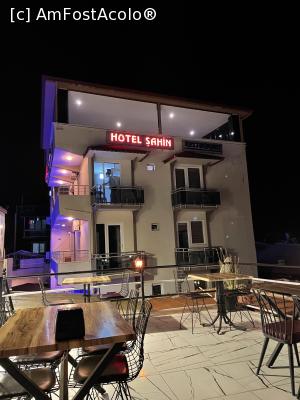 [P07] Vedere de pe terasa unui restaurant » foto by krisstinna
 - 
<span class="allrVoted glyphicon glyphicon-heart hidden" id="av1342535"></span>
<a class="m-l-10 hidden" id="sv1342535" onclick="voting_Foto_DelVot(,1342535,14538)" role="button">șterge vot <span class="glyphicon glyphicon-remove"></span></a>
<a id="v91342535" class=" c-red"  onclick="voting_Foto_SetVot(1342535)" role="button"><span class="glyphicon glyphicon-heart-empty"></span> <b>LIKE</b> = Votează poza</a> <img class="hidden"  id="f1342535W9" src="/imagini/loader.gif" border="0" /><span class="AjErrMes hidden" id="e1342535ErM"></span>
