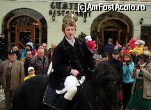 [P05] Brasov. Coboara junii. Un amic de-al meu, pe un superb cal andaluz » foto by Alexandru G.*
 - 
<span class="allrVoted glyphicon glyphicon-heart hidden" id="av294807"></span>
<a class="m-l-10 hidden" id="sv294807" onclick="voting_Foto_DelVot(,294807,14550)" role="button">șterge vot <span class="glyphicon glyphicon-remove"></span></a>
<a id="v9294807" class=" c-red"  onclick="voting_Foto_SetVot(294807)" role="button"><span class="glyphicon glyphicon-heart-empty"></span> <b>LIKE</b> = Votează poza</a> <img class="hidden"  id="f294807W9" src="/imagini/loader.gif" border="0" /><span class="AjErrMes hidden" id="e294807ErM"></span>