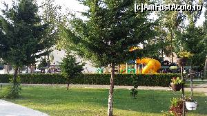 [P34] Hotel Voila, Mamaia - prin grădină » foto by nicole33
 - 
<span class="allrVoted glyphicon glyphicon-heart hidden" id="av668018"></span>
<a class="m-l-10 hidden" id="sv668018" onclick="voting_Foto_DelVot(,668018,14599)" role="button">șterge vot <span class="glyphicon glyphicon-remove"></span></a>
<a id="v9668018" class=" c-red"  onclick="voting_Foto_SetVot(668018)" role="button"><span class="glyphicon glyphicon-heart-empty"></span> <b>LIKE</b> = Votează poza</a> <img class="hidden"  id="f668018W9" src="/imagini/loader.gif" border="0" /><span class="AjErrMes hidden" id="e668018ErM"></span>