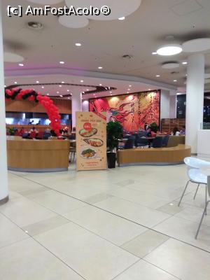 [P01] Restaurantul Ikigai din Bulgaria Mall » foto by Dragoș_MD
 - 
<span class="allrVoted glyphicon glyphicon-heart hidden" id="av1142084"></span>
<a class="m-l-10 hidden" id="sv1142084" onclick="voting_Foto_DelVot(,1142084,14602)" role="button">șterge vot <span class="glyphicon glyphicon-remove"></span></a>
<a id="v91142084" class=" c-red"  onclick="voting_Foto_SetVot(1142084)" role="button"><span class="glyphicon glyphicon-heart-empty"></span> <b>LIKE</b> = Votează poza</a> <img class="hidden"  id="f1142084W9" src="/imagini/loader.gif" border="0" /><span class="AjErrMes hidden" id="e1142084ErM"></span>
