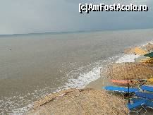 [P08] Plaja hotelului si marea murdara, intr-o dimineata.  » foto by R-I-R
 - 
<span class="allrVoted glyphicon glyphicon-heart hidden" id="av467857"></span>
<a class="m-l-10 hidden" id="sv467857" onclick="voting_Foto_DelVot(,467857,14614)" role="button">șterge vot <span class="glyphicon glyphicon-remove"></span></a>
<a id="v9467857" class=" c-red"  onclick="voting_Foto_SetVot(467857)" role="button"><span class="glyphicon glyphicon-heart-empty"></span> <b>LIKE</b> = Votează poza</a> <img class="hidden"  id="f467857W9" src="/imagini/loader.gif" border="0" /><span class="AjErrMes hidden" id="e467857ErM"></span>