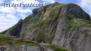[P20] <strong>Frumusețea insulelor Lofoten</strong> » foto by elenaadina
 - 
<span class="allrVoted glyphicon glyphicon-heart hidden" id="av1405408"></span>
<a class="m-l-10 hidden" id="sv1405408" onclick="voting_Foto_DelVot(,1405408,14621)" role="button">șterge vot <span class="glyphicon glyphicon-remove"></span></a>
<a id="v91405408" class=" c-red"  onclick="voting_Foto_SetVot(1405408)" role="button"><span class="glyphicon glyphicon-heart-empty"></span> <b>LIKE</b> = Votează poza</a> <img class="hidden"  id="f1405408W9" src="/imagini/loader.gif" border="0" /><span class="AjErrMes hidden" id="e1405408ErM"></span>