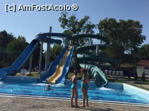 [P05] cele 5 tobogane si bazinul cel mai departat » foto by Dan&Ema
 - 
<span class="allrVoted glyphicon glyphicon-heart hidden" id="av900419"></span>
<a class="m-l-10 hidden" id="sv900419" onclick="voting_Foto_DelVot(,900419,14626)" role="button">șterge vot <span class="glyphicon glyphicon-remove"></span></a>
<a id="v9900419" class=" c-red"  onclick="voting_Foto_SetVot(900419)" role="button"><span class="glyphicon glyphicon-heart-empty"></span> <b>LIKE</b> = Votează poza</a> <img class="hidden"  id="f900419W9" src="/imagini/loader.gif" border="0" /><span class="AjErrMes hidden" id="e900419ErM"></span>