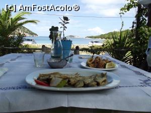 [P02] Mâncarea şi marea, taverna Atheras » foto by irinad
 - 
<span class="allrVoted glyphicon glyphicon-heart hidden" id="av859505"></span>
<a class="m-l-10 hidden" id="sv859505" onclick="voting_Foto_DelVot(,859505,14638)" role="button">șterge vot <span class="glyphicon glyphicon-remove"></span></a>
<a id="v9859505" class=" c-red"  onclick="voting_Foto_SetVot(859505)" role="button"><span class="glyphicon glyphicon-heart-empty"></span> <b>LIKE</b> = Votează poza</a> <img class="hidden"  id="f859505W9" src="/imagini/loader.gif" border="0" /><span class="AjErrMes hidden" id="e859505ErM"></span>