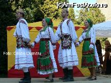 [P11] Sighisoara - Festivalul de Arta Medievala (Ansamblul Folcloric Doina al CCSB) » foto by cristinadumitru*
 - 
<span class="allrVoted glyphicon glyphicon-heart hidden" id="av24145"></span>
<a class="m-l-10 hidden" id="sv24145" onclick="voting_Foto_DelVot(,24145,14670)" role="button">șterge vot <span class="glyphicon glyphicon-remove"></span></a>
<a id="v924145" class=" c-red"  onclick="voting_Foto_SetVot(24145)" role="button"><span class="glyphicon glyphicon-heart-empty"></span> <b>LIKE</b> = Votează poza</a> <img class="hidden"  id="f24145W9" src="/imagini/loader.gif" border="0" /><span class="AjErrMes hidden" id="e24145ErM"></span>