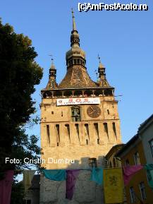 [P16] Sighisoara - Festivalul de Arta Medievala, Turnul cu Ceas » foto by cristinadumitru*
 - 
<span class="allrVoted glyphicon glyphicon-heart hidden" id="av24150"></span>
<a class="m-l-10 hidden" id="sv24150" onclick="voting_Foto_DelVot(,24150,14670)" role="button">șterge vot <span class="glyphicon glyphicon-remove"></span></a>
<a id="v924150" class=" c-red"  onclick="voting_Foto_SetVot(24150)" role="button"><span class="glyphicon glyphicon-heart-empty"></span> <b>LIKE</b> = Votează poza</a> <img class="hidden"  id="f24150W9" src="/imagini/loader.gif" border="0" /><span class="AjErrMes hidden" id="e24150ErM"></span>