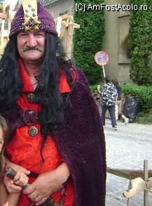 [P10] Festivalul Medieval Sighisoara - Vlad Tepes, ne zambeste » foto by biancuta
 - 
<span class="allrVoted glyphicon glyphicon-heart hidden" id="av103316"></span>
<a class="m-l-10 hidden" id="sv103316" onclick="voting_Foto_DelVot(,103316,14670)" role="button">șterge vot <span class="glyphicon glyphicon-remove"></span></a>
<a id="v9103316" class=" c-red"  onclick="voting_Foto_SetVot(103316)" role="button"><span class="glyphicon glyphicon-heart-empty"></span> <b>LIKE</b> = Votează poza</a> <img class="hidden"  id="f103316W9" src="/imagini/loader.gif" border="0" /><span class="AjErrMes hidden" id="e103316ErM"></span>