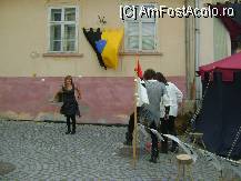 [P04] Festivalul Medieval Sighisoara - spectacol cu bile » foto by biancuta
 - 
<span class="allrVoted glyphicon glyphicon-heart hidden" id="av103308"></span>
<a class="m-l-10 hidden" id="sv103308" onclick="voting_Foto_DelVot(,103308,14670)" role="button">șterge vot <span class="glyphicon glyphicon-remove"></span></a>
<a id="v9103308" class=" c-red"  onclick="voting_Foto_SetVot(103308)" role="button"><span class="glyphicon glyphicon-heart-empty"></span> <b>LIKE</b> = Votează poza</a> <img class="hidden"  id="f103308W9" src="/imagini/loader.gif" border="0" /><span class="AjErrMes hidden" id="e103308ErM"></span>