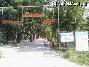 [P02] Parcul de aventură Phoenix Cernica - intrarea » foto by Dragoș_MD
 - 
<span class="allrVoted glyphicon glyphicon-heart hidden" id="av444757"></span>
<a class="m-l-10 hidden" id="sv444757" onclick="voting_Foto_DelVot(,444757,14760)" role="button">șterge vot <span class="glyphicon glyphicon-remove"></span></a>
<a id="v9444757" class=" c-red"  onclick="voting_Foto_SetVot(444757)" role="button"><span class="glyphicon glyphicon-heart-empty"></span> <b>LIKE</b> = Votează poza</a> <img class="hidden"  id="f444757W9" src="/imagini/loader.gif" border="0" /><span class="AjErrMes hidden" id="e444757ErM"></span>