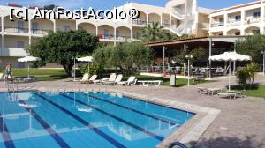 [P12] Piscina » foto by cristimicle
 - 
<span class="allrVoted glyphicon glyphicon-heart hidden" id="av749710"></span>
<a class="m-l-10 hidden" id="sv749710" onclick="voting_Foto_DelVot(,749710,14785)" role="button">șterge vot <span class="glyphicon glyphicon-remove"></span></a>
<a id="v9749710" class=" c-red"  onclick="voting_Foto_SetVot(749710)" role="button"><span class="glyphicon glyphicon-heart-empty"></span> <b>LIKE</b> = Votează poza</a> <img class="hidden"  id="f749710W9" src="/imagini/loader.gif" border="0" /><span class="AjErrMes hidden" id="e749710ErM"></span>