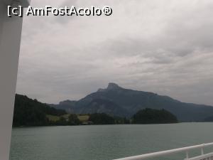 [P17] Mondsee și munții văzuți de pe vapor » foto by ElenaUlrich
 - 
<span class="allrVoted glyphicon glyphicon-heart hidden" id="av1350254"></span>
<a class="m-l-10 hidden" id="sv1350254" onclick="voting_Foto_DelVot(,1350254,14815)" role="button">șterge vot <span class="glyphicon glyphicon-remove"></span></a>
<a id="v91350254" class=" c-red"  onclick="voting_Foto_SetVot(1350254)" role="button"><span class="glyphicon glyphicon-heart-empty"></span> <b>LIKE</b> = Votează poza</a> <img class="hidden"  id="f1350254W9" src="/imagini/loader.gif" border="0" /><span class="AjErrMes hidden" id="e1350254ErM"></span>