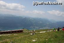 [P17] vedere de sus spre lacul Wolfgangsee - St. Wolfgang, Schafbergbahn » foto by cristi_an3000
 - 
<span class="allrVoted glyphicon glyphicon-heart hidden" id="av446831"></span>
<a class="m-l-10 hidden" id="sv446831" onclick="voting_Foto_DelVot(,446831,14815)" role="button">șterge vot <span class="glyphicon glyphicon-remove"></span></a>
<a id="v9446831" class=" c-red"  onclick="voting_Foto_SetVot(446831)" role="button"><span class="glyphicon glyphicon-heart-empty"></span> <b>LIKE</b> = Votează poza</a> <img class="hidden"  id="f446831W9" src="/imagini/loader.gif" border="0" /><span class="AjErrMes hidden" id="e446831ErM"></span>