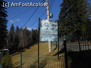 [P22] Sinaia - Vila Luminiș, Casa Memorială 'George Enescu'. Drumul spre muzeu.  » foto by iulianic
 - 
<span class="allrVoted glyphicon glyphicon-heart hidden" id="av1035520"></span>
<a class="m-l-10 hidden" id="sv1035520" onclick="voting_Foto_DelVot(,1035520,14875)" role="button">șterge vot <span class="glyphicon glyphicon-remove"></span></a>
<a id="v91035520" class=" c-red"  onclick="voting_Foto_SetVot(1035520)" role="button"><span class="glyphicon glyphicon-heart-empty"></span> <b>LIKE</b> = Votează poza</a> <img class="hidden"  id="f1035520W9" src="/imagini/loader.gif" border="0" /><span class="AjErrMes hidden" id="e1035520ErM"></span>