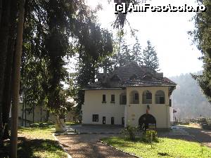 [P01] 'Vila Luminis' - Casa Memoriala 'George Enescu' din Sinaia » foto by vlado2
 - 
<span class="allrVoted glyphicon glyphicon-heart hidden" id="av488260"></span>
<a class="m-l-10 hidden" id="sv488260" onclick="voting_Foto_DelVot(,488260,14875)" role="button">șterge vot <span class="glyphicon glyphicon-remove"></span></a>
<a id="v9488260" class=" c-red"  onclick="voting_Foto_SetVot(488260)" role="button"><span class="glyphicon glyphicon-heart-empty"></span> <b>LIKE</b> = Votează poza</a> <img class="hidden"  id="f488260W9" src="/imagini/loader.gif" border="0" /><span class="AjErrMes hidden" id="e488260ErM"></span>