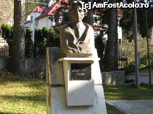 [P11] Vila Luminis - Casa Memoriala 'George Enescu' din Sinaia » foto by vlado2
 - 
<span class="allrVoted glyphicon glyphicon-heart hidden" id="av488270"></span>
<a class="m-l-10 hidden" id="sv488270" onclick="voting_Foto_DelVot(,488270,14875)" role="button">șterge vot <span class="glyphicon glyphicon-remove"></span></a>
<a id="v9488270" class=" c-red"  onclick="voting_Foto_SetVot(488270)" role="button"><span class="glyphicon glyphicon-heart-empty"></span> <b>LIKE</b> = Votează poza</a> <img class="hidden"  id="f488270W9" src="/imagini/loader.gif" border="0" /><span class="AjErrMes hidden" id="e488270ErM"></span>