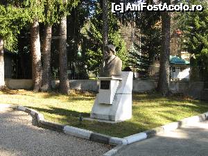 [P03] 'Vila Luminis' - Casa Memoriala 'George Enescu' din Sinaia » foto by vlado2
 - 
<span class="allrVoted glyphicon glyphicon-heart hidden" id="av488262"></span>
<a class="m-l-10 hidden" id="sv488262" onclick="voting_Foto_DelVot(,488262,14875)" role="button">șterge vot <span class="glyphicon glyphicon-remove"></span></a>
<a id="v9488262" class=" c-red"  onclick="voting_Foto_SetVot(488262)" role="button"><span class="glyphicon glyphicon-heart-empty"></span> <b>LIKE</b> = Votează poza</a> <img class="hidden"  id="f488262W9" src="/imagini/loader.gif" border="0" /><span class="AjErrMes hidden" id="e488262ErM"></span>