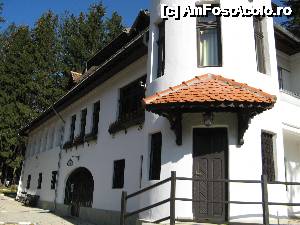 [P09] Vila Luminis - Casa Memoriala 'George Enescu' din Sinaia » foto by vlado2
 - 
<span class="allrVoted glyphicon glyphicon-heart hidden" id="av488268"></span>
<a class="m-l-10 hidden" id="sv488268" onclick="voting_Foto_DelVot(,488268,14875)" role="button">șterge vot <span class="glyphicon glyphicon-remove"></span></a>
<a id="v9488268" class=" c-red"  onclick="voting_Foto_SetVot(488268)" role="button"><span class="glyphicon glyphicon-heart-empty"></span> <b>LIKE</b> = Votează poza</a> <img class="hidden"  id="f488268W9" src="/imagini/loader.gif" border="0" /><span class="AjErrMes hidden" id="e488268ErM"></span>