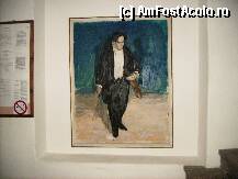 [P05] Tabloul aflat in holul Casei Memoriale 'Cu capul plecat, putin adus din spate, el calca hotarat spre public, privindu-l ca din vis(...) Paseste ca pe o apa intinsa, parand ca vrea sa treaca peste capetele auditoriului, ascuns in umbra salii', George Enescu, » foto by anadragusin
 - 
<span class="allrVoted glyphicon glyphicon-heart hidden" id="av194304"></span>
<a class="m-l-10 hidden" id="sv194304" onclick="voting_Foto_DelVot(,194304,14875)" role="button">șterge vot <span class="glyphicon glyphicon-remove"></span></a>
<a id="v9194304" class=" c-red"  onclick="voting_Foto_SetVot(194304)" role="button"><span class="glyphicon glyphicon-heart-empty"></span> <b>LIKE</b> = Votează poza</a> <img class="hidden"  id="f194304W9" src="/imagini/loader.gif" border="0" /><span class="AjErrMes hidden" id="e194304ErM"></span>