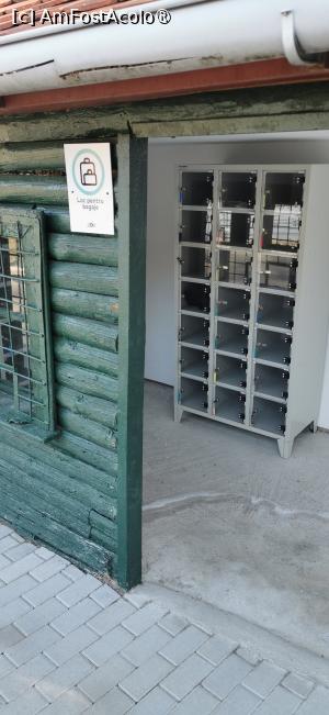 [P06] Zona cu lockere, aflată &icirc;ntre casa de bilete și stejaul secular. » foto by ⭐ValentinB_88⭐
 - 
<span class="allrVoted glyphicon glyphicon-heart hidden" id="av1420033"></span>
<a class="m-l-10 hidden" id="sv1420033" onclick="voting_Foto_DelVot(,1420033,14876)" role="button">șterge vot <span class="glyphicon glyphicon-remove"></span></a>
<a id="v91420033" class=" c-red"  onclick="voting_Foto_SetVot(1420033)" role="button"><span class="glyphicon glyphicon-heart-empty"></span> <b>LIKE</b> = Votează poza</a> <img class="hidden"  id="f1420033W9" src="/imagini/loader.gif" border="0" /><span class="AjErrMes hidden" id="e1420033ErM"></span>