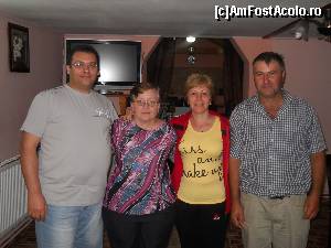 [P08] In living, impreuna cu proprietarii.  » foto by Safta Radu
 - 
<span class="allrVoted glyphicon glyphicon-heart hidden" id="av550955"></span>
<a class="m-l-10 hidden" id="sv550955" onclick="voting_Foto_DelVot(,550955,14990)" role="button">șterge vot <span class="glyphicon glyphicon-remove"></span></a>
<a id="v9550955" class=" c-red"  onclick="voting_Foto_SetVot(550955)" role="button"><span class="glyphicon glyphicon-heart-empty"></span> <b>LIKE</b> = Votează poza</a> <img class="hidden"  id="f550955W9" src="/imagini/loader.gif" border="0" /><span class="AjErrMes hidden" id="e550955ErM"></span>