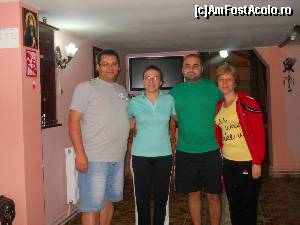 [P09] Impreuna cu o familie de olteni, tare simpatici si haiosi.  » foto by Safta Radu
 - 
<span class="allrVoted glyphicon glyphicon-heart hidden" id="av550956"></span>
<a class="m-l-10 hidden" id="sv550956" onclick="voting_Foto_DelVot(,550956,14990)" role="button">șterge vot <span class="glyphicon glyphicon-remove"></span></a>
<a id="v9550956" class=" c-red"  onclick="voting_Foto_SetVot(550956)" role="button"><span class="glyphicon glyphicon-heart-empty"></span> <b>LIKE</b> = Votează poza</a> <img class="hidden"  id="f550956W9" src="/imagini/loader.gif" border="0" /><span class="AjErrMes hidden" id="e550956ErM"></span>