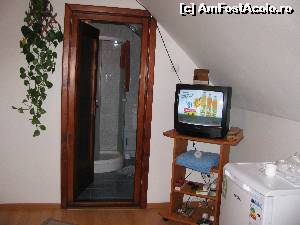 [P06] Doua camere au baia cu iesire directa.  » foto by PPP974273
 - 
<span class="allrVoted glyphicon glyphicon-heart hidden" id="av613257"></span>
<a class="m-l-10 hidden" id="sv613257" onclick="voting_Foto_DelVot(,613257,14992)" role="button">șterge vot <span class="glyphicon glyphicon-remove"></span></a>
<a id="v9613257" class=" c-red"  onclick="voting_Foto_SetVot(613257)" role="button"><span class="glyphicon glyphicon-heart-empty"></span> <b>LIKE</b> = Votează poza</a> <img class="hidden"  id="f613257W9" src="/imagini/loader.gif" border="0" /><span class="AjErrMes hidden" id="e613257ErM"></span>
