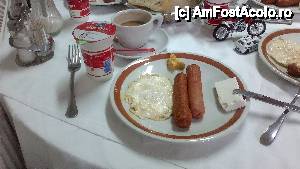 [P20] Cam ăsta a fost breakfast-ul. Minus jucăriile piticului care a făcut greva foamei.  » foto by ariciu*
 - 
<span class="allrVoted glyphicon glyphicon-heart hidden" id="av481254"></span>
<a class="m-l-10 hidden" id="sv481254" onclick="voting_Foto_DelVot(,481254,15135)" role="button">șterge vot <span class="glyphicon glyphicon-remove"></span></a>
<a id="v9481254" class=" c-red"  onclick="voting_Foto_SetVot(481254)" role="button"><span class="glyphicon glyphicon-heart-empty"></span> <b>LIKE</b> = Votează poza</a> <img class="hidden"  id="f481254W9" src="/imagini/loader.gif" border="0" /><span class="AjErrMes hidden" id="e481254ErM"></span>