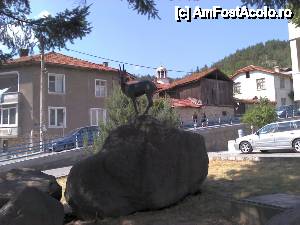 [P11] Devin - hai-hui prin oraș; (chiar în fața hotelului SPA Devin)  » foto by Dragoș_MD
 - 
<span class="allrVoted glyphicon glyphicon-heart hidden" id="av463568"></span>
<a class="m-l-10 hidden" id="sv463568" onclick="voting_Foto_DelVot(,463568,15256)" role="button">șterge vot <span class="glyphicon glyphicon-remove"></span></a>
<a id="v9463568" class=" c-red"  onclick="voting_Foto_SetVot(463568)" role="button"><span class="glyphicon glyphicon-heart-empty"></span> <b>LIKE</b> = Votează poza</a> <img class="hidden"  id="f463568W9" src="/imagini/loader.gif" border="0" /><span class="AjErrMes hidden" id="e463568ErM"></span>