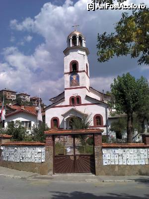 [P18] Devin - hai-hui prin oraș; biserica Sf. Ivan Rilski (1937)  » foto by Dragoș_MD
 - 
<span class="allrVoted glyphicon glyphicon-heart hidden" id="av463579"></span>
<a class="m-l-10 hidden" id="sv463579" onclick="voting_Foto_DelVot(,463579,15256)" role="button">șterge vot <span class="glyphicon glyphicon-remove"></span></a>
<a id="v9463579" class=" c-red"  onclick="voting_Foto_SetVot(463579)" role="button"><span class="glyphicon glyphicon-heart-empty"></span> <b>LIKE</b> = Votează poza</a> <img class="hidden"  id="f463579W9" src="/imagini/loader.gif" border="0" /><span class="AjErrMes hidden" id="e463579ErM"></span>