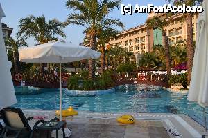 [P04] Piscina si hotelul » foto by gabriela13
 - 
<span class="allrVoted glyphicon glyphicon-heart hidden" id="av462484"></span>
<a class="m-l-10 hidden" id="sv462484" onclick="voting_Foto_DelVot(,462484,15273)" role="button">șterge vot <span class="glyphicon glyphicon-remove"></span></a>
<a id="v9462484" class=" c-red"  onclick="voting_Foto_SetVot(462484)" role="button"><span class="glyphicon glyphicon-heart-empty"></span> <b>LIKE</b> = Votează poza</a> <img class="hidden"  id="f462484W9" src="/imagini/loader.gif" border="0" /><span class="AjErrMes hidden" id="e462484ErM"></span>