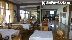 [P01] sala de mese » foto by cristimicle
 - 
<span class="allrVoted glyphicon glyphicon-heart hidden" id="av465167"></span>
<a class="m-l-10 hidden" id="sv465167" onclick="voting_Foto_DelVot(,465167,15342)" role="button">șterge vot <span class="glyphicon glyphicon-remove"></span></a>
<a id="v9465167" class=" c-red"  onclick="voting_Foto_SetVot(465167)" role="button"><span class="glyphicon glyphicon-heart-empty"></span> <b>LIKE</b> = Votează poza</a> <img class="hidden"  id="f465167W9" src="/imagini/loader.gif" border="0" /><span class="AjErrMes hidden" id="e465167ErM"></span>