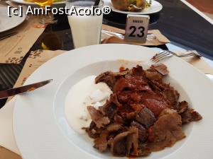 [P43] Hotelul nr. 2 - Iskender Kebap la snackrestaurant » foto by nicole33
 - 
<span class="allrVoted glyphicon glyphicon-heart hidden" id="av1202357"></span>
<a class="m-l-10 hidden" id="sv1202357" onclick="voting_Foto_DelVot(,1202357,15385)" role="button">șterge vot <span class="glyphicon glyphicon-remove"></span></a>
<a id="v91202357" class=" c-red"  onclick="voting_Foto_SetVot(1202357)" role="button"><span class="glyphicon glyphicon-heart-empty"></span> <b>LIKE</b> = Votează poza</a> <img class="hidden"  id="f1202357W9" src="/imagini/loader.gif" border="0" /><span class="AjErrMes hidden" id="e1202357ErM"></span>