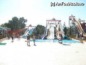 [P13] Aqua Park-ul » foto by Deborah77
 - 
<span class="allrVoted glyphicon glyphicon-heart hidden" id="av494088"></span>
<a class="m-l-10 hidden" id="sv494088" onclick="voting_Foto_DelVot(,494088,15414)" role="button">șterge vot <span class="glyphicon glyphicon-remove"></span></a>
<a id="v9494088" class=" c-red"  onclick="voting_Foto_SetVot(494088)" role="button"><span class="glyphicon glyphicon-heart-empty"></span> <b>LIKE</b> = Votează poza</a> <img class="hidden"  id="f494088W9" src="/imagini/loader.gif" border="0" /><span class="AjErrMes hidden" id="e494088ErM"></span>