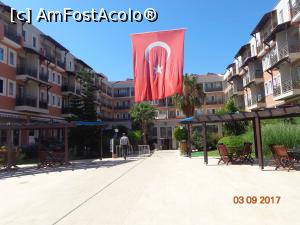 [P01] intrarea in hotel » foto by nrs †
 - 
<span class="allrVoted glyphicon glyphicon-heart hidden" id="av909257"></span>
<a class="m-l-10 hidden" id="sv909257" onclick="voting_Foto_DelVot(,909257,15414)" role="button">șterge vot <span class="glyphicon glyphicon-remove"></span></a>
<a id="v9909257" class=" c-red"  onclick="voting_Foto_SetVot(909257)" role="button"><span class="glyphicon glyphicon-heart-empty"></span> <b>LIKE</b> = Votează poza</a> <img class="hidden"  id="f909257W9" src="/imagini/loader.gif" border="0" /><span class="AjErrMes hidden" id="e909257ErM"></span>