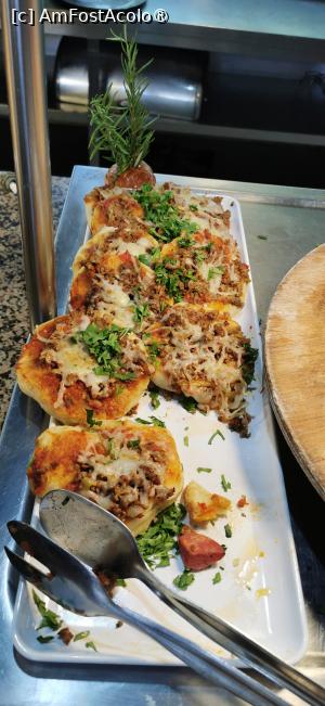 [P60] Ce se servea la Restaurantul cu specific Turcesc, deschis la ora prânzului. » foto by ⭐ValentinB_88⭐
 - 
<span class="allrVoted glyphicon glyphicon-heart hidden" id="av1492184"></span>
<a class="m-l-10 hidden" id="sv1492184" onclick="voting_Foto_DelVot(,1492184,15414)" role="button">șterge vot <span class="glyphicon glyphicon-remove"></span></a>
<a id="v91492184" class=" c-red"  onclick="voting_Foto_SetVot(1492184)" role="button"><span class="glyphicon glyphicon-heart-empty"></span> <b>LIKE</b> = Votează poza</a> <img class="hidden"  id="f1492184W9" src="/imagini/loader.gif" border="0" /><span class="AjErrMes hidden" id="e1492184ErM"></span>