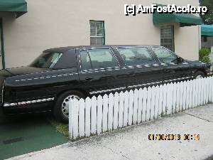 [P07] park this car as a challenge in key west, fl » foto by drumet
 - 
<span class="allrVoted glyphicon glyphicon-heart hidden" id="av484708"></span>
<a class="m-l-10 hidden" id="sv484708" onclick="voting_Foto_DelVot(,484708,15416)" role="button">șterge vot <span class="glyphicon glyphicon-remove"></span></a>
<a id="v9484708" class=" c-red"  onclick="voting_Foto_SetVot(484708)" role="button"><span class="glyphicon glyphicon-heart-empty"></span> <b>LIKE</b> = Votează poza</a> <img class="hidden"  id="f484708W9" src="/imagini/loader.gif" border="0" /><span class="AjErrMes hidden" id="e484708ErM"></span>