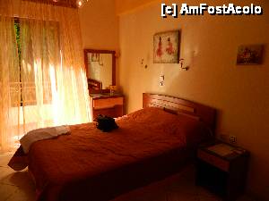 [P12] camera (4 persoane)  » foto by danadima
 - 
<span class="allrVoted glyphicon glyphicon-heart hidden" id="av469778"></span>
<a class="m-l-10 hidden" id="sv469778" onclick="voting_Foto_DelVot(,469778,15451)" role="button">șterge vot <span class="glyphicon glyphicon-remove"></span></a>
<a id="v9469778" class=" c-red"  onclick="voting_Foto_SetVot(469778)" role="button"><span class="glyphicon glyphicon-heart-empty"></span> <b>LIKE</b> = Votează poza</a> <img class="hidden"  id="f469778W9" src="/imagini/loader.gif" border="0" /><span class="AjErrMes hidden" id="e469778ErM"></span>