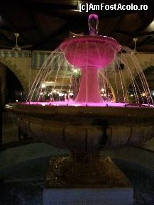 [P01] fantana din gradina edenului luminata seara » foto by Dan&Ema
 - 
<span class="allrVoted glyphicon glyphicon-heart hidden" id="av471871"></span>
<a class="m-l-10 hidden" id="sv471871" onclick="voting_Foto_DelVot(,471871,15518)" role="button">șterge vot <span class="glyphicon glyphicon-remove"></span></a>
<a id="v9471871" class=" c-red"  onclick="voting_Foto_SetVot(471871)" role="button"><span class="glyphicon glyphicon-heart-empty"></span> <b>LIKE</b> = Votează poza</a> <img class="hidden"  id="f471871W9" src="/imagini/loader.gif" border="0" /><span class="AjErrMes hidden" id="e471871ErM"></span>