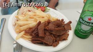 [P30] Mr Tzatziki Fast Food - gyros de miel » foto by Carmen Ion
 - 
<span class="allrVoted glyphicon glyphicon-heart hidden" id="av1401777"></span>
<a class="m-l-10 hidden" id="sv1401777" onclick="voting_Foto_DelVot(,1401777,15518)" role="button">șterge vot <span class="glyphicon glyphicon-remove"></span></a>
<a id="v91401777" class=" c-red"  onclick="voting_Foto_SetVot(1401777)" role="button"><span class="glyphicon glyphicon-heart-empty"></span> <b>LIKE</b> = Votează poza</a> <img class="hidden"  id="f1401777W9" src="/imagini/loader.gif" border="0" /><span class="AjErrMes hidden" id="e1401777ErM"></span>
