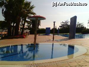 [P08] Zona piscinelor.  » foto by albena
 - 
<span class="allrVoted glyphicon glyphicon-heart hidden" id="av475094"></span>
<a class="m-l-10 hidden" id="sv475094" onclick="voting_Foto_DelVot(,475094,15578)" role="button">șterge vot <span class="glyphicon glyphicon-remove"></span></a>
<a id="v9475094" class=" c-red"  onclick="voting_Foto_SetVot(475094)" role="button"><span class="glyphicon glyphicon-heart-empty"></span> <b>LIKE</b> = Votează poza</a> <img class="hidden"  id="f475094W9" src="/imagini/loader.gif" border="0" /><span class="AjErrMes hidden" id="e475094ErM"></span>
