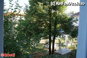 [P10] Cimitirul musulman de lângă hotel, aşa cum se vedea el de la fereastra camerei în care am stat.  » foto by Costi
 - 
<span class="allrVoted glyphicon glyphicon-heart hidden" id="av476174"></span>
<a class="m-l-10 hidden" id="sv476174" onclick="voting_Foto_DelVot(,476174,15600)" role="button">șterge vot <span class="glyphicon glyphicon-remove"></span></a>
<a id="v9476174" class=" c-red"  onclick="voting_Foto_SetVot(476174)" role="button"><span class="glyphicon glyphicon-heart-empty"></span> <b>LIKE</b> = Votează poza</a> <img class="hidden"  id="f476174W9" src="/imagini/loader.gif" border="0" /><span class="AjErrMes hidden" id="e476174ErM"></span>