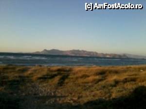 [P13] alta bucata de plaja (stg hotelului), neamenajata » foto by Swan1
 - 
<span class="allrVoted glyphicon glyphicon-heart hidden" id="av476245"></span>
<a class="m-l-10 hidden" id="sv476245" onclick="voting_Foto_DelVot(,476245,15601)" role="button">șterge vot <span class="glyphicon glyphicon-remove"></span></a>
<a id="v9476245" class=" c-red"  onclick="voting_Foto_SetVot(476245)" role="button"><span class="glyphicon glyphicon-heart-empty"></span> <b>LIKE</b> = Votează poza</a> <img class="hidden"  id="f476245W9" src="/imagini/loader.gif" border="0" /><span class="AjErrMes hidden" id="e476245ErM"></span>
