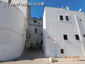 [P22] Aici se află Porta San Demetrio » foto by irinad
 - 
<span class="allrVoted glyphicon glyphicon-heart hidden" id="av1327532"></span>
<a class="m-l-10 hidden" id="sv1327532" onclick="voting_Foto_DelVot(,1327532,15648)" role="button">șterge vot <span class="glyphicon glyphicon-remove"></span></a>
<a id="v91327532" class=" c-red"  onclick="voting_Foto_SetVot(1327532)" role="button"><span class="glyphicon glyphicon-heart-empty"></span> <b>LIKE</b> = Votează poza</a> <img class="hidden"  id="f1327532W9" src="/imagini/loader.gif" border="0" /><span class="AjErrMes hidden" id="e1327532ErM"></span>