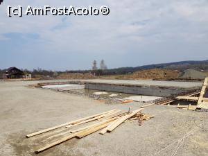 [P15] Piscina - incă în lucru » foto by Alina Roxana
 - 
<span class="allrVoted glyphicon glyphicon-heart hidden" id="av1064583"></span>
<a class="m-l-10 hidden" id="sv1064583" onclick="voting_Foto_DelVot(,1064583,15673)" role="button">șterge vot <span class="glyphicon glyphicon-remove"></span></a>
<a id="v91064583" class=" c-red"  onclick="voting_Foto_SetVot(1064583)" role="button"><span class="glyphicon glyphicon-heart-empty"></span> <b>LIKE</b> = Votează poza</a> <img class="hidden"  id="f1064583W9" src="/imagini/loader.gif" border="0" /><span class="AjErrMes hidden" id="e1064583ErM"></span>