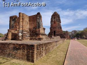 [P67] Wat Mahathat » foto by crismis
 - 
<span class="allrVoted glyphicon glyphicon-heart hidden" id="av1359867"></span>
<a class="m-l-10 hidden" id="sv1359867" onclick="voting_Foto_DelVot(,1359867,15806)" role="button">șterge vot <span class="glyphicon glyphicon-remove"></span></a>
<a id="v91359867" class=" c-red"  onclick="voting_Foto_SetVot(1359867)" role="button"><span class="glyphicon glyphicon-heart-empty"></span> <b>LIKE</b> = Votează poza</a> <img class="hidden"  id="f1359867W9" src="/imagini/loader.gif" border="0" /><span class="AjErrMes hidden" id="e1359867ErM"></span>