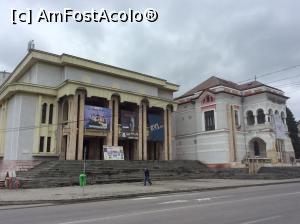 [P10] Petrosani - Teatrul Dramatic I. D Sirbu » foto by mishu
 - 
<span class="allrVoted glyphicon glyphicon-heart hidden" id="av853392"></span>
<a class="m-l-10 hidden" id="sv853392" onclick="voting_Foto_DelVot(,853392,15838)" role="button">șterge vot <span class="glyphicon glyphicon-remove"></span></a>
<a id="v9853392" class=" c-red"  onclick="voting_Foto_SetVot(853392)" role="button"><span class="glyphicon glyphicon-heart-empty"></span> <b>LIKE</b> = Votează poza</a> <img class="hidden"  id="f853392W9" src="/imagini/loader.gif" border="0" /><span class="AjErrMes hidden" id="e853392ErM"></span>