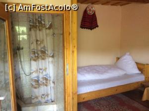 [P38] Muzeul Momarlanului - interior casuta, in dreapta mai era un pat si se vede si din baie » foto by mishu
 - 
<span class="allrVoted glyphicon glyphicon-heart hidden" id="av856058"></span>
<a class="m-l-10 hidden" id="sv856058" onclick="voting_Foto_DelVot(,856058,15838)" role="button">șterge vot <span class="glyphicon glyphicon-remove"></span></a>
<a id="v9856058" class=" c-red"  onclick="voting_Foto_SetVot(856058)" role="button"><span class="glyphicon glyphicon-heart-empty"></span> <b>LIKE</b> = Votează poza</a> <img class="hidden"  id="f856058W9" src="/imagini/loader.gif" border="0" /><span class="AjErrMes hidden" id="e856058ErM"></span>