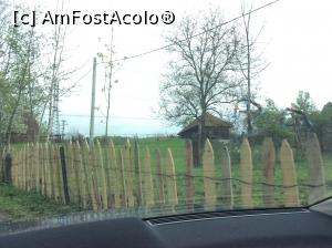 [P46] Muzeul Momarlanului - si aceste doua cruci arata ca aici isi odihnesc somnul de veci niste oameni » foto by mishu
 - 
<span class="allrVoted glyphicon glyphicon-heart hidden" id="av856066"></span>
<a class="m-l-10 hidden" id="sv856066" onclick="voting_Foto_DelVot(,856066,15838)" role="button">șterge vot <span class="glyphicon glyphicon-remove"></span></a>
<a id="v9856066" class=" c-red"  onclick="voting_Foto_SetVot(856066)" role="button"><span class="glyphicon glyphicon-heart-empty"></span> <b>LIKE</b> = Votează poza</a> <img class="hidden"  id="f856066W9" src="/imagini/loader.gif" border="0" /><span class="AjErrMes hidden" id="e856066ErM"></span>