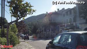 [P18] Imagine de pe strada pe care se află hotelul Ladias.  » foto by Costi
 - 
<span class="allrVoted glyphicon glyphicon-heart hidden" id="av526812"></span>
<a class="m-l-10 hidden" id="sv526812" onclick="voting_Foto_DelVot(,526812,15855)" role="button">șterge vot <span class="glyphicon glyphicon-remove"></span></a>
<a id="v9526812" class=" c-red"  onclick="voting_Foto_SetVot(526812)" role="button"><span class="glyphicon glyphicon-heart-empty"></span> <b>LIKE</b> = Votează poza</a> <img class="hidden"  id="f526812W9" src="/imagini/loader.gif" border="0" /><span class="AjErrMes hidden" id="e526812ErM"></span>