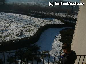 [P02] parte din harta romaniei aflata in cimitirul saracilor. viziteaza si afla-i povestea.  » foto by 40DMR
 - 
<span class="allrVoted glyphicon glyphicon-heart hidden" id="av488891"></span>
<a class="m-l-10 hidden" id="sv488891" onclick="voting_Foto_DelVot(,488891,15880)" role="button">șterge vot <span class="glyphicon glyphicon-remove"></span></a>
<a id="v9488891" class=" c-red"  onclick="voting_Foto_SetVot(488891)" role="button"><span class="glyphicon glyphicon-heart-empty"></span> <b>LIKE</b> = Votează poza</a> <img class="hidden"  id="f488891W9" src="/imagini/loader.gif" border="0" /><span class="AjErrMes hidden" id="e488891ErM"></span>